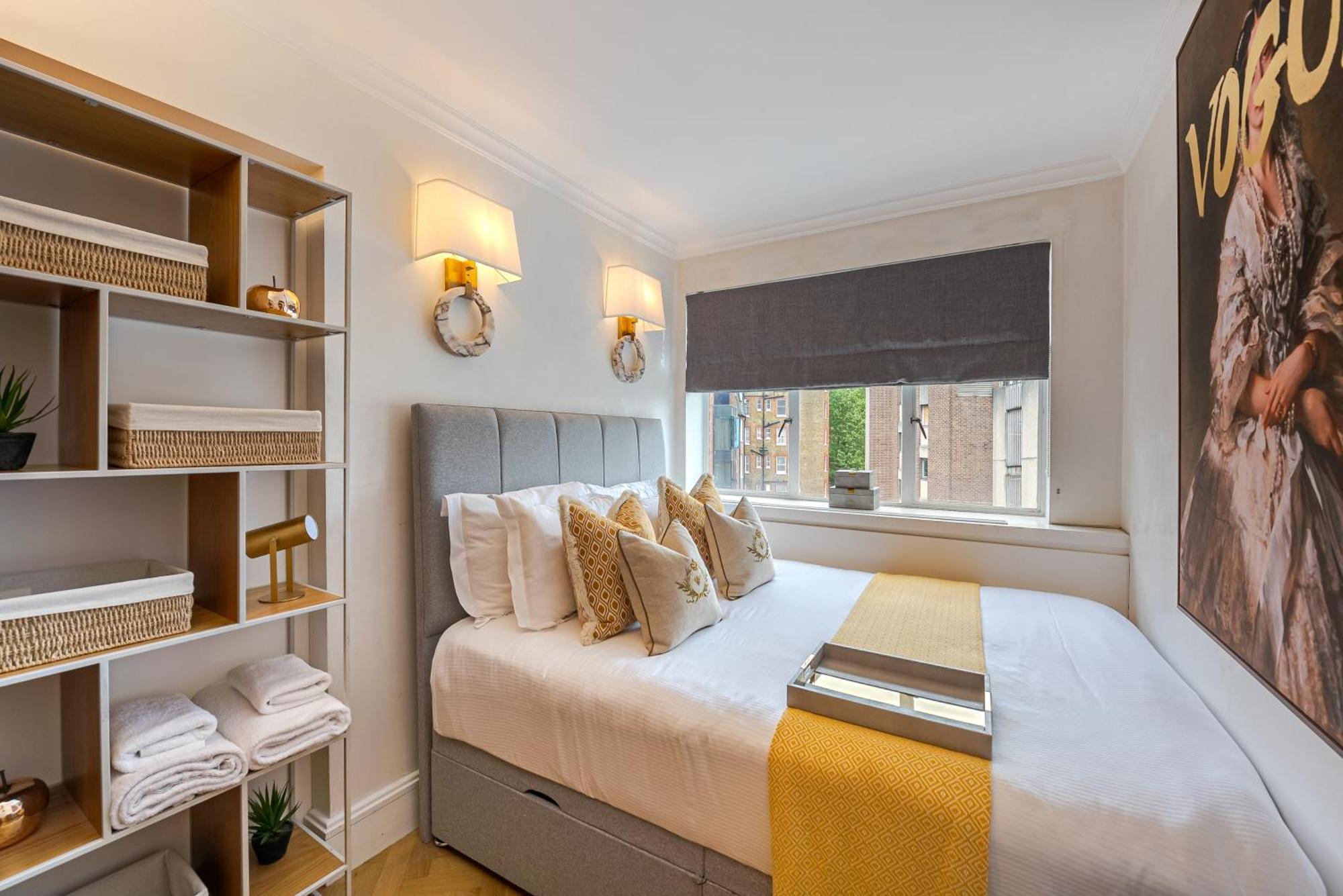 Modern Knightsbridge Apartment With Balcony Overlooking Harrods Prime Location Лондон Екстер'єр фото