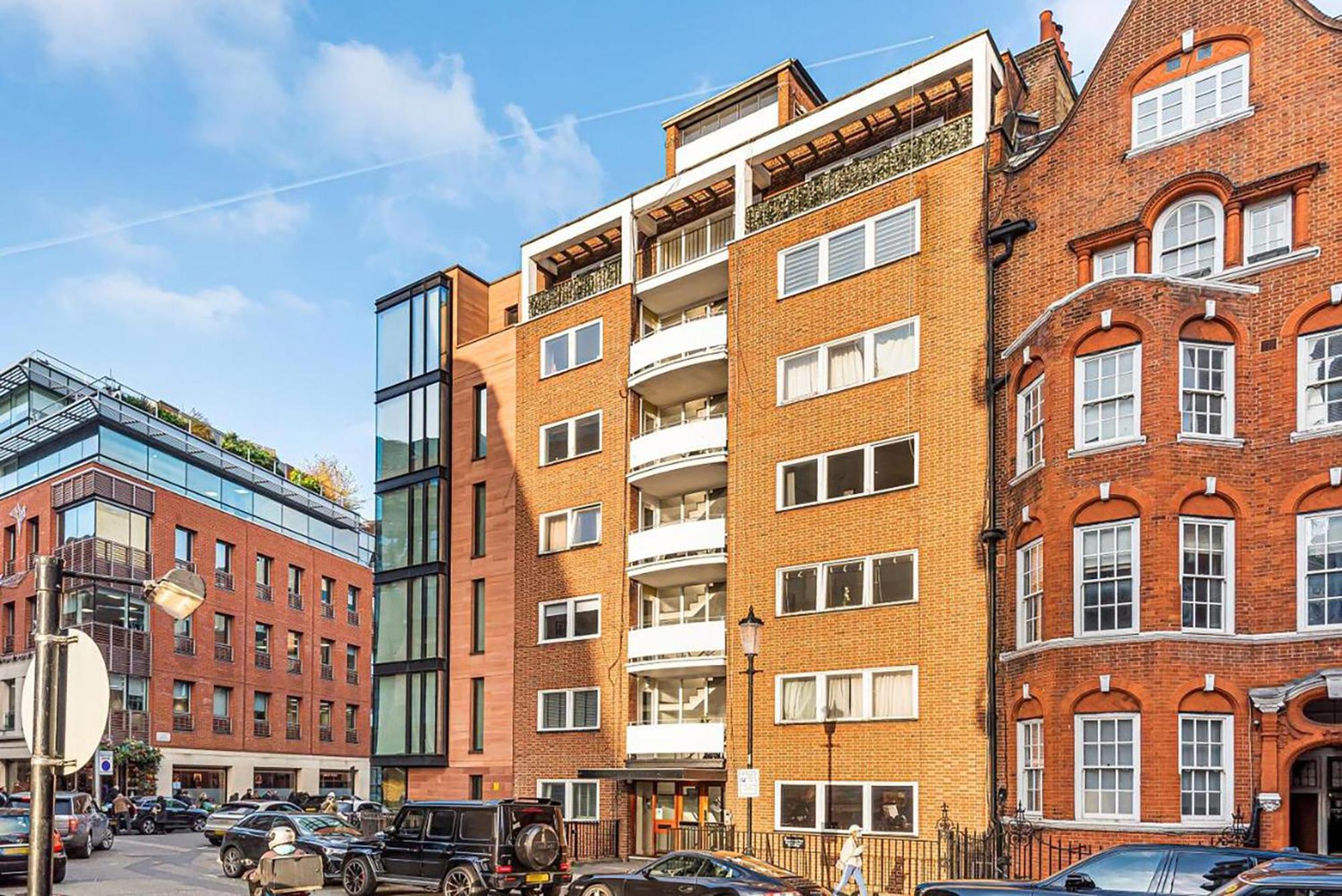 Modern Knightsbridge Apartment With Balcony Overlooking Harrods Prime Location Лондон Екстер'єр фото